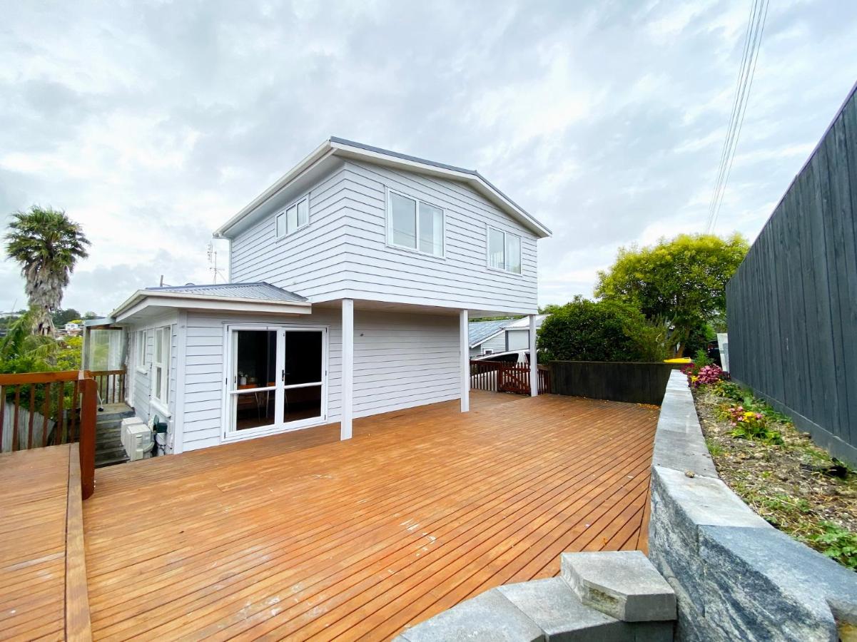 Browns Bay Spacious Retreat- near Beach & Shopping - Ferienwohnung Auckland