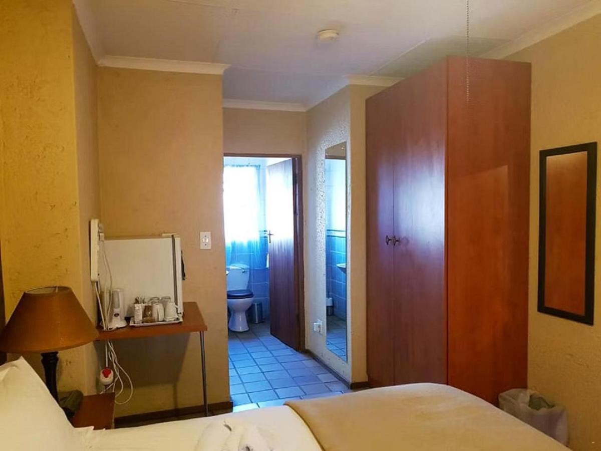 Comfort King Room