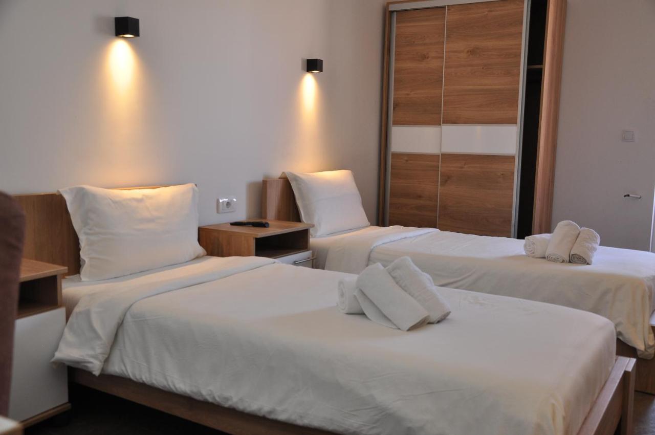 Nego apartmani - B&B