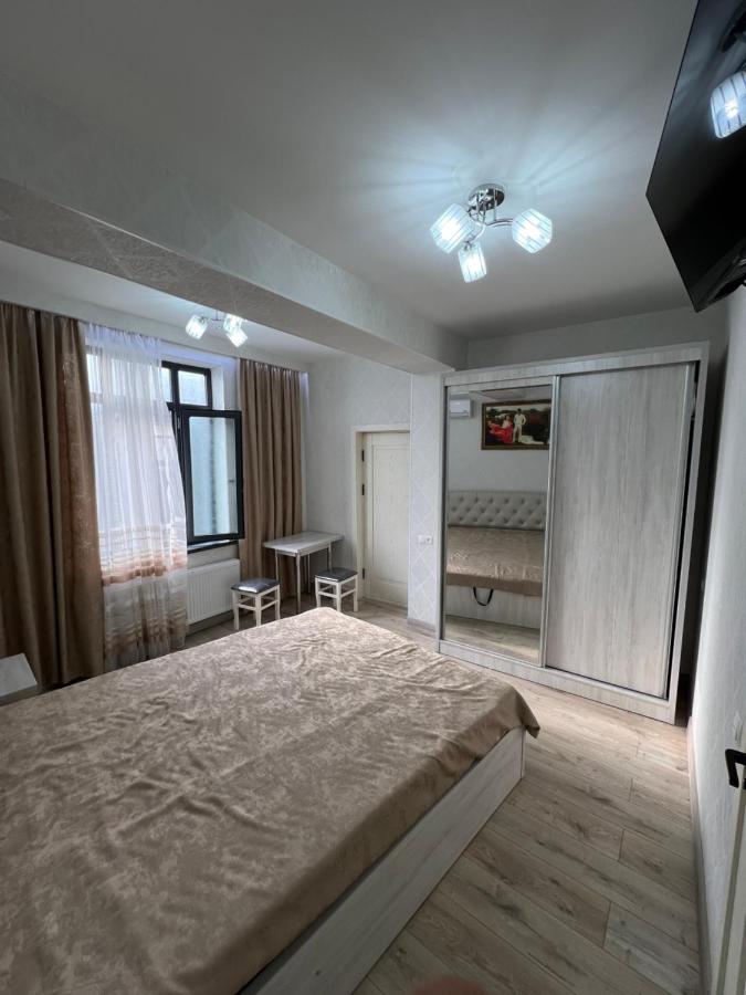 Camera Deluxe Matrimoniale/Doppia con Letti Singoli