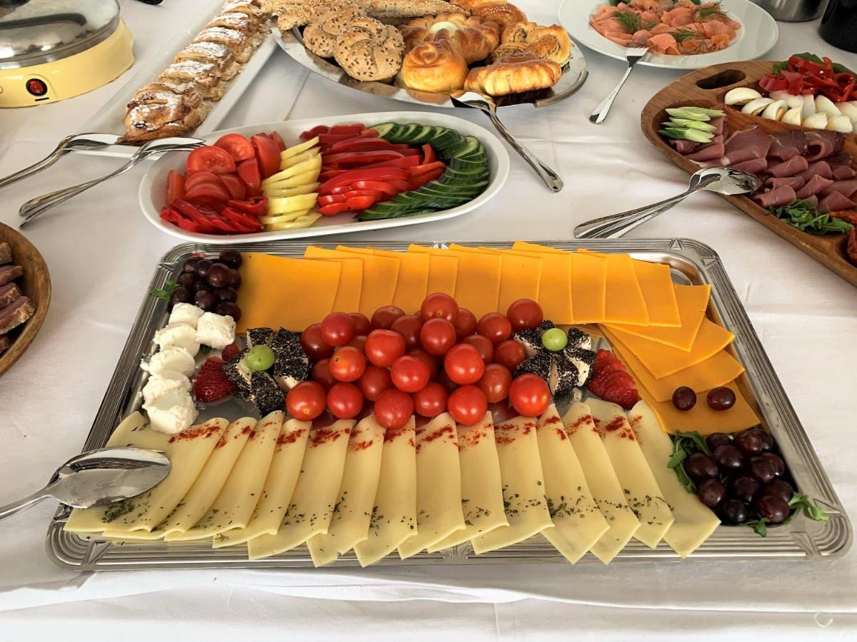 VILLA BARRACA - B&B Dunapataj