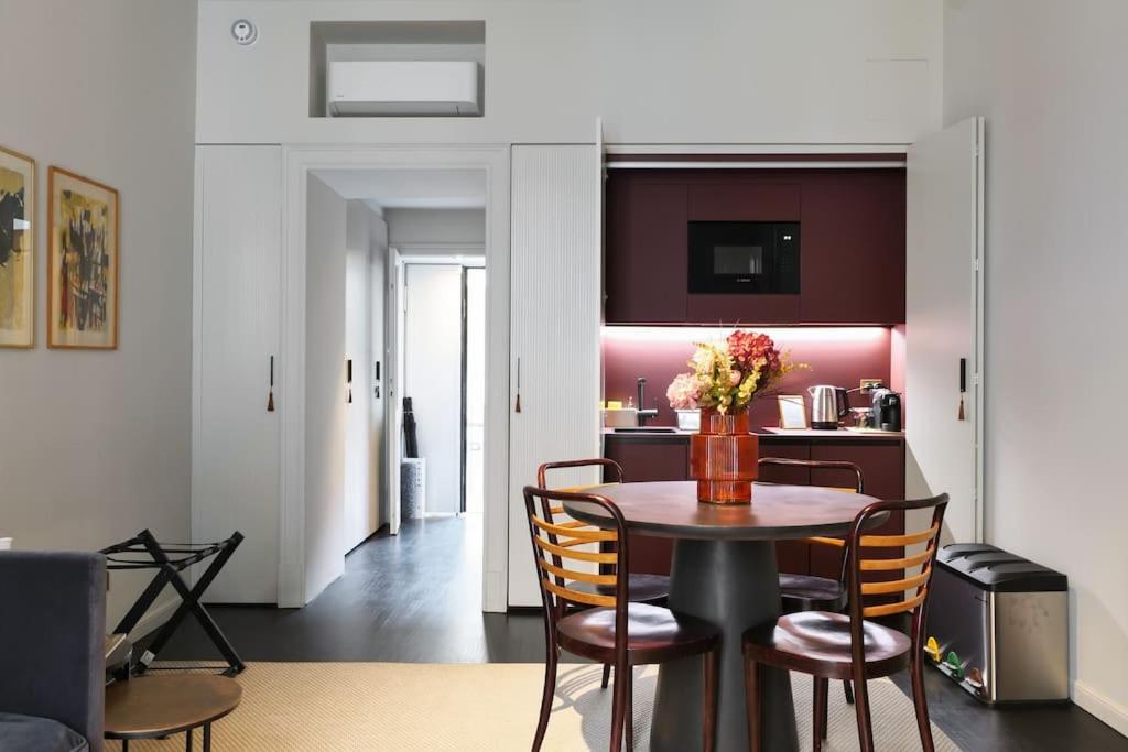 Enjoy Milano Life Style - Tortona Porta Genova - B&B Milano