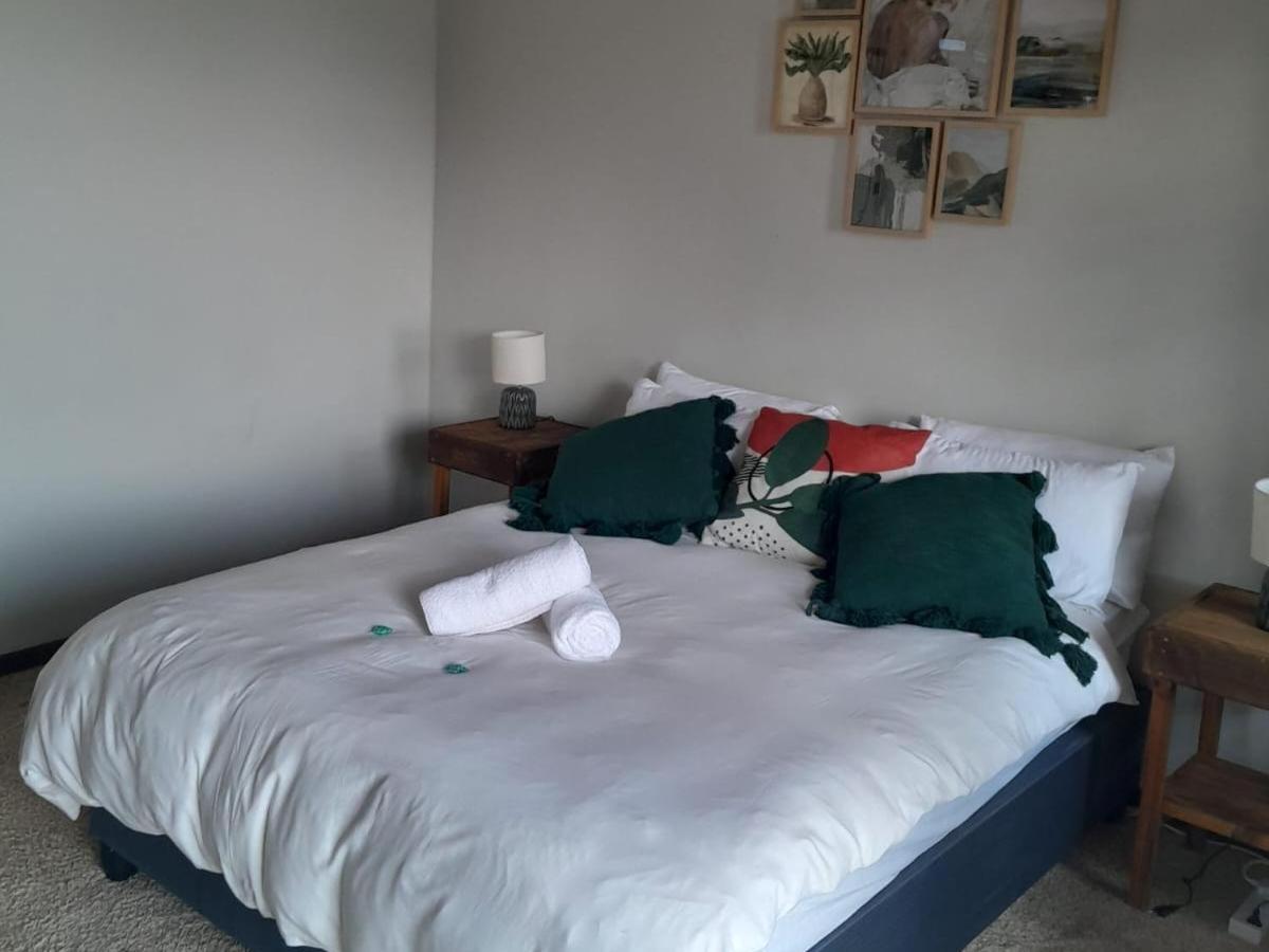 Comfort Queen Room