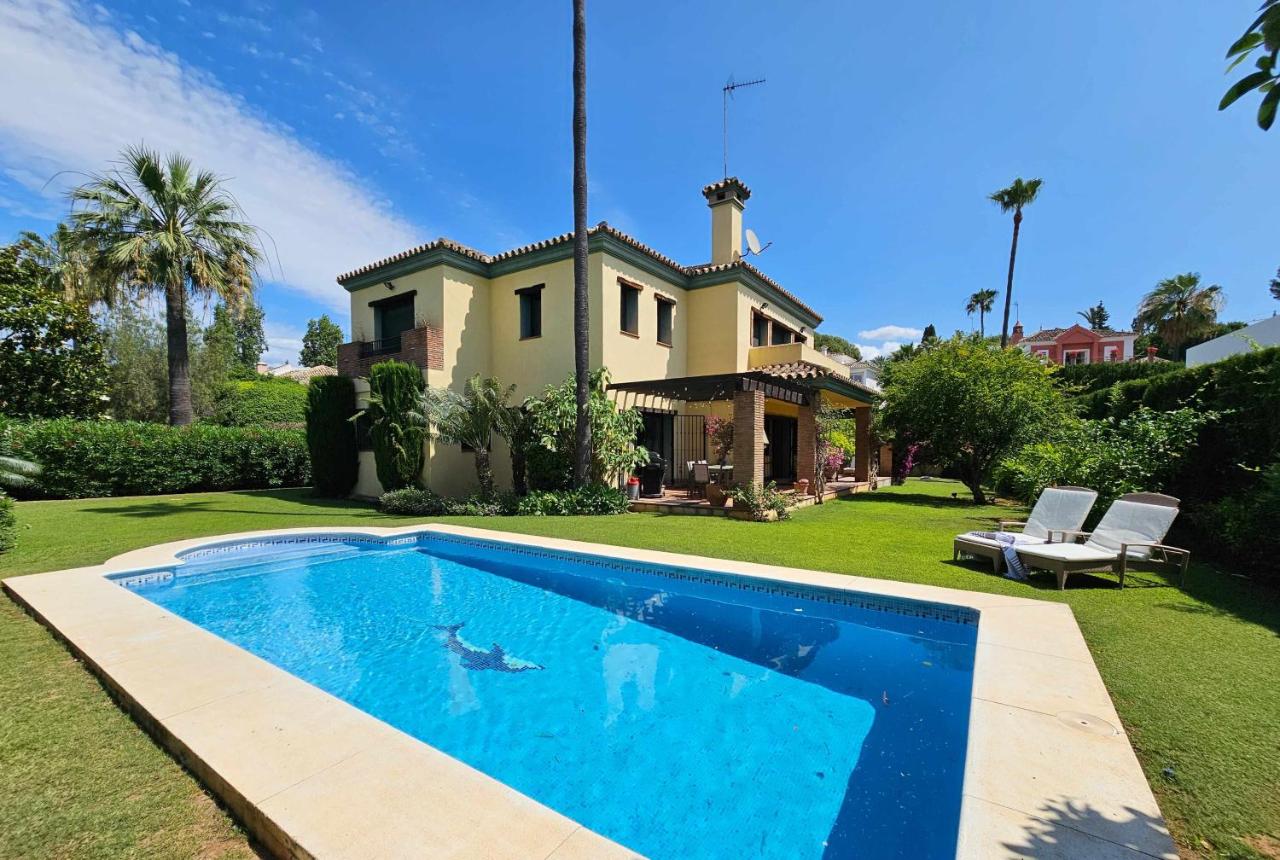 B&B Marbella - Villa Heal cerca Puerto Banus - Bed and Breakfast Marbella