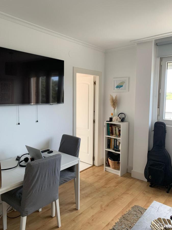 Vistas al mar, amplia terraza y garaje - Ferienwohnung Miengo