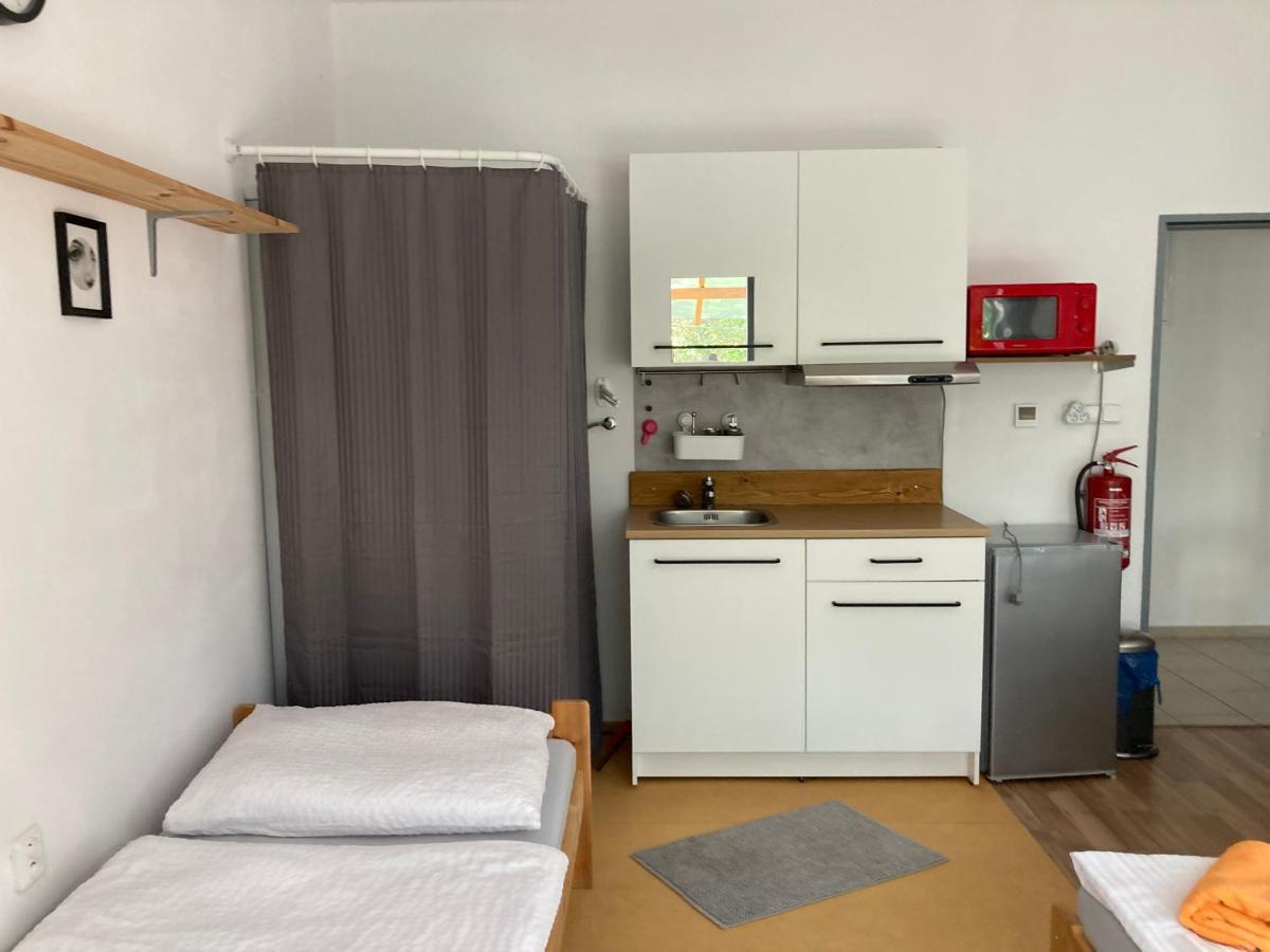 Twin Room with Shower