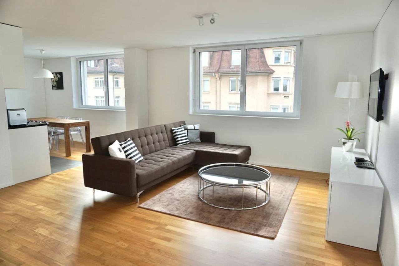 B&B Zürich - Balcony Suite in Central Zurich SH2,4R - Bed and Breakfast Zürich