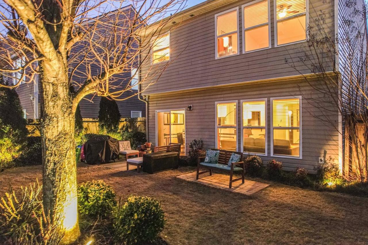 Sleeps 10 Near I-85 4br Family Stay - B&B