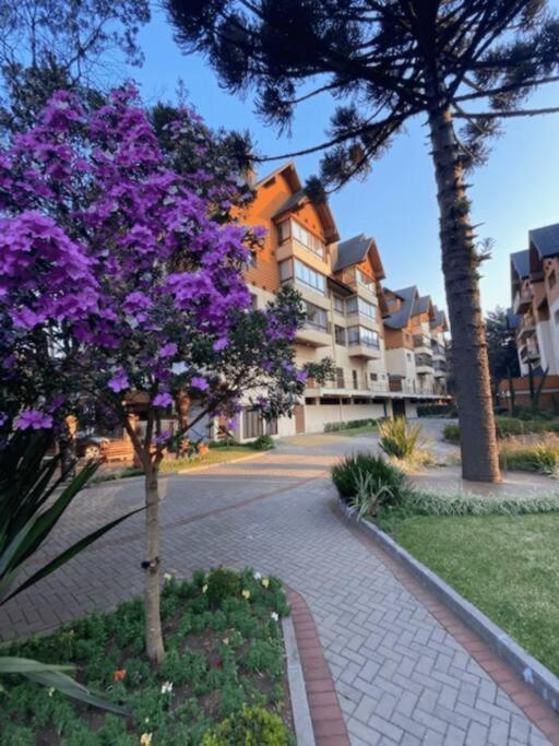 Apartamento Novo no Centro de Gramado - Bed and Breakfast