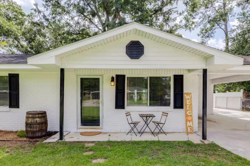 The Peach Family Friendly Oasis - B&B
