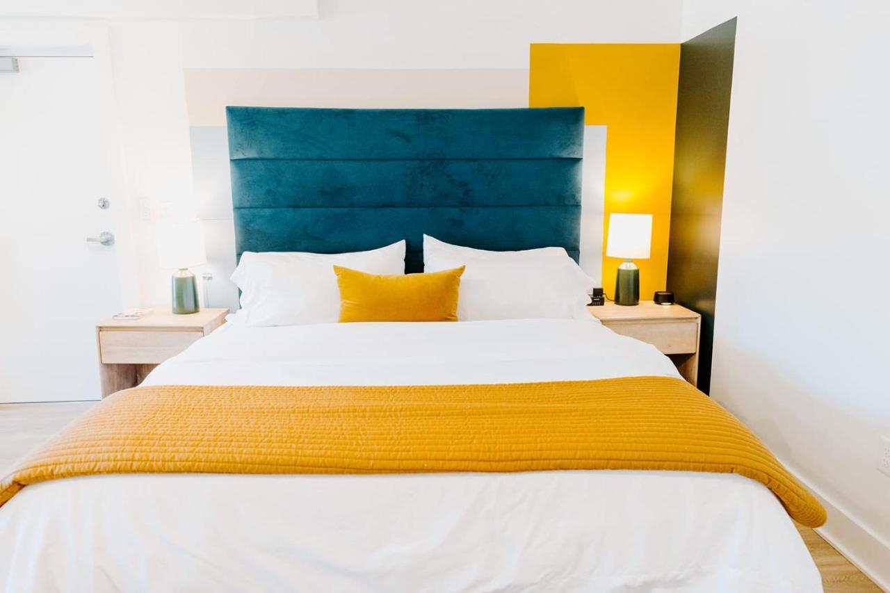 The Vinyl at Music Row - Bed and Breakfast