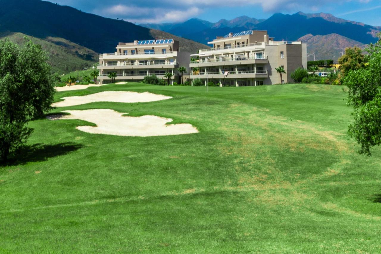 Chic 3BR Haven - Luxury Ground Floor - La Cala Golf - Chambres d’hôtes