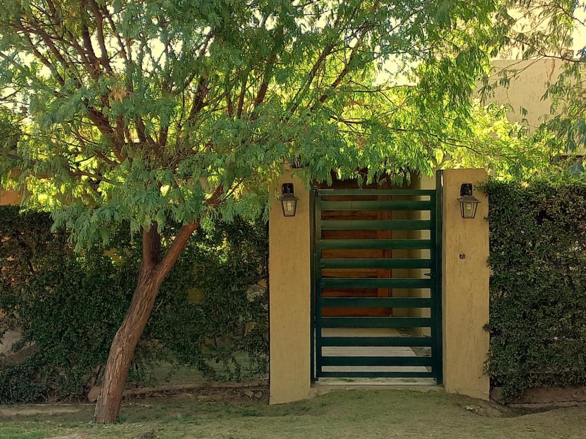Casa EL Hache - Piscina - Chacras de Coria - B&B