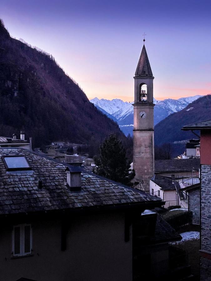 B&B Chiesa in Valmalenco - Balcone sulla Valmalenco - Vista mozzafiato - Bed and Breakfast Chiesa in Valmalenco