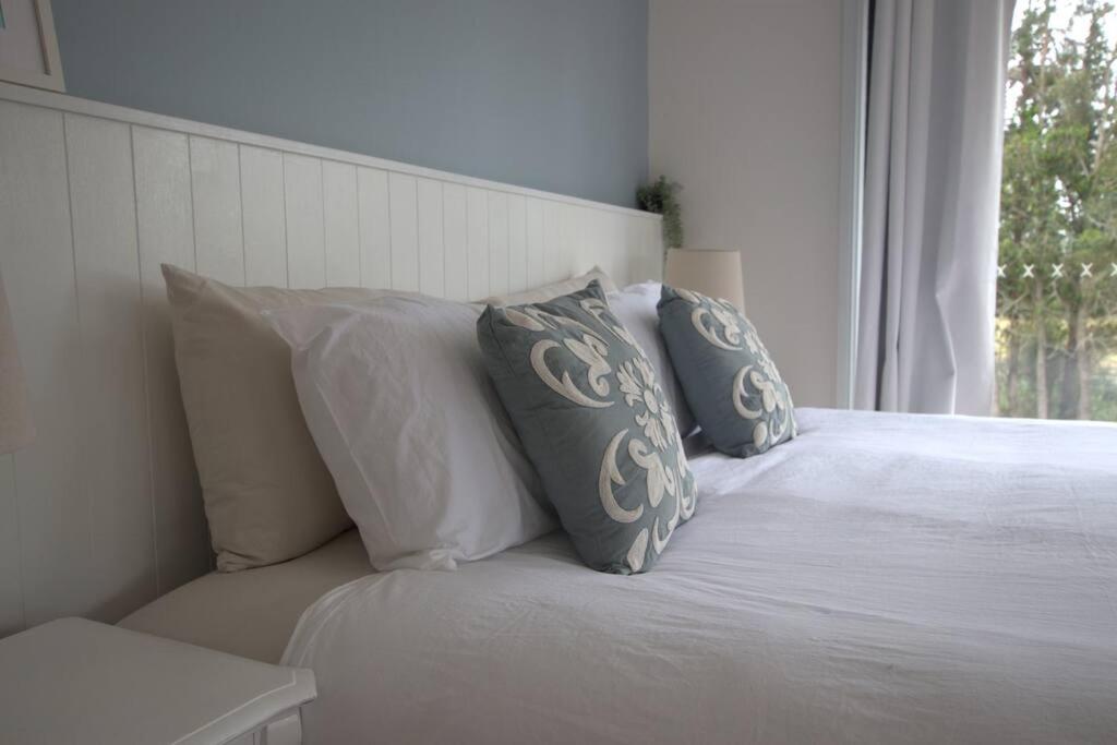 B&B Salt Ash - The Ranch - Coastal Farmhouse midway to Newcastle Airport and Beaches - Bed and Breakfast Salt Ash