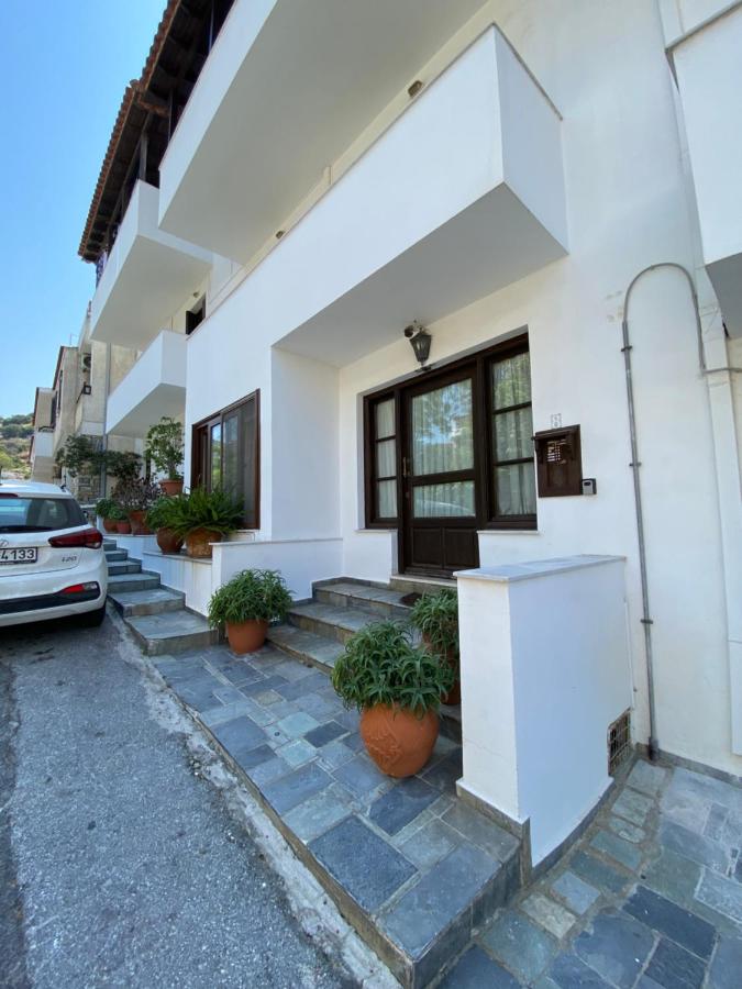 Apellou Apartments - B&B