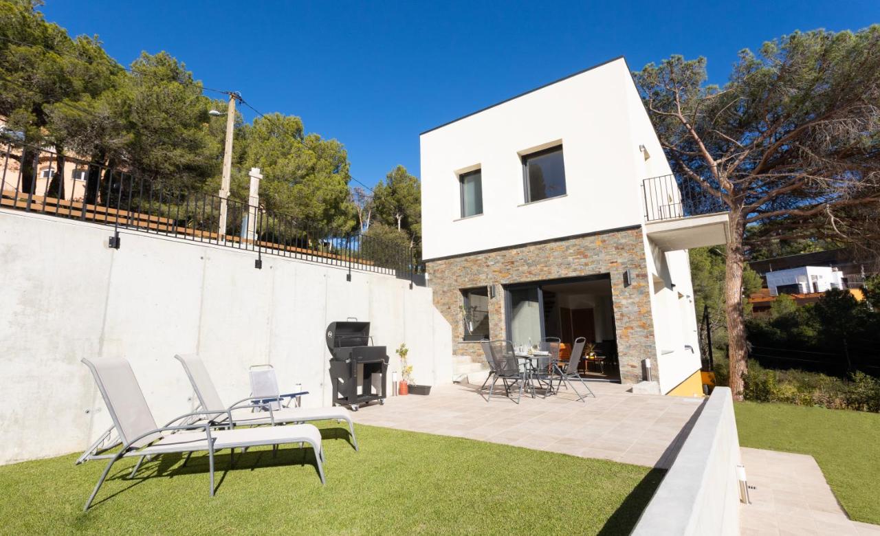 ULLASTRES - B&B Tamariu