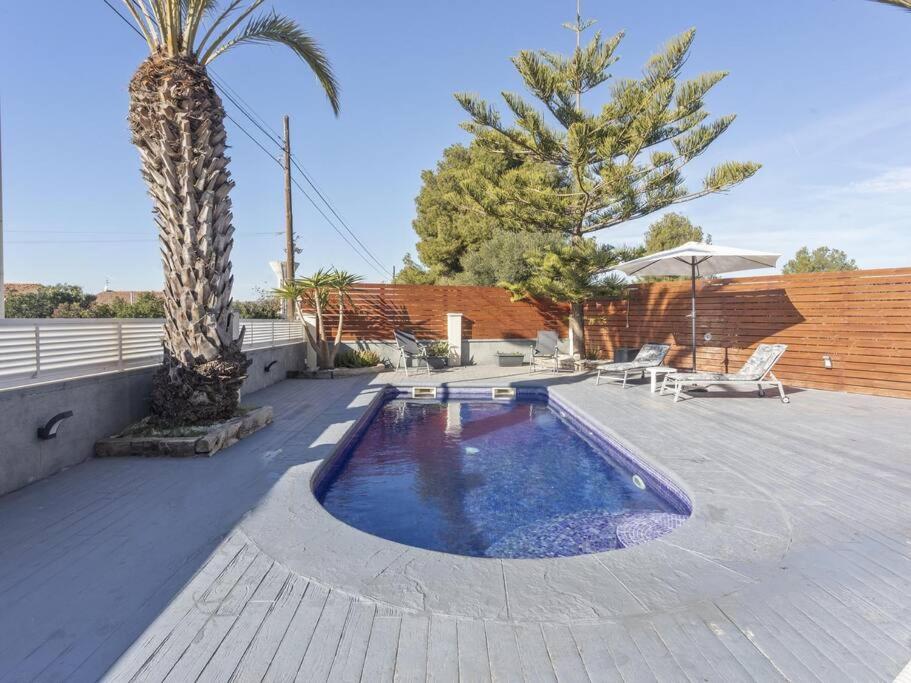 La Villa del Vendrell - B&B