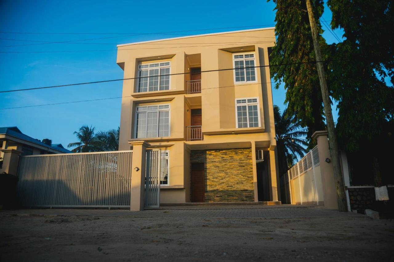 Mahogany Mine Apartments-3 - Bed and Breakfast