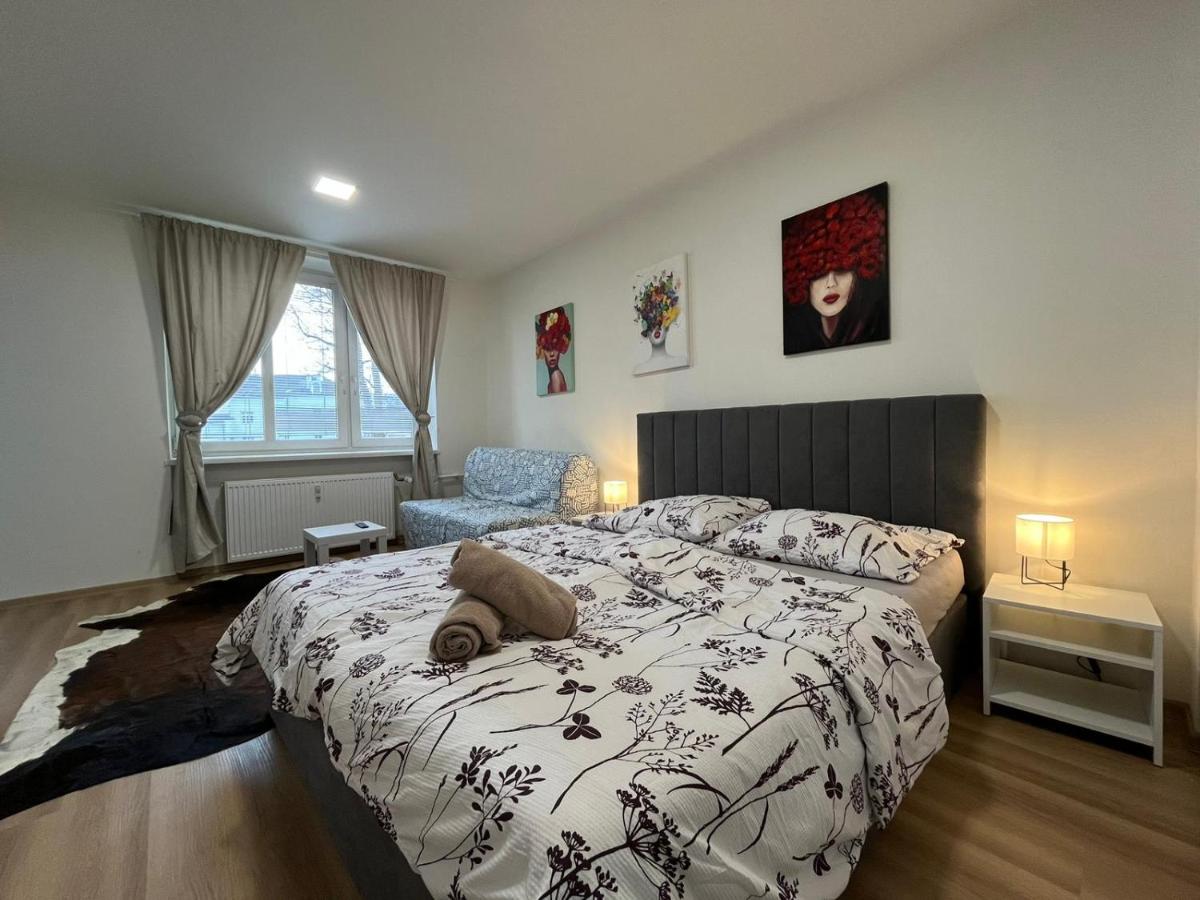 Kaštanová 27 - B&B