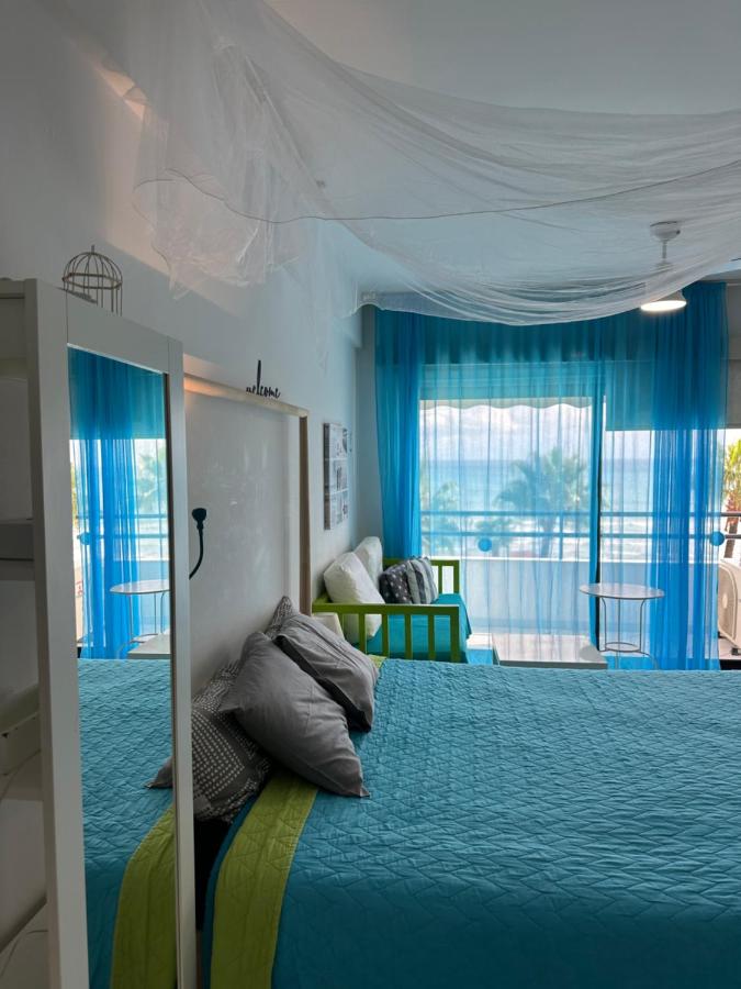 Studio with Sea View