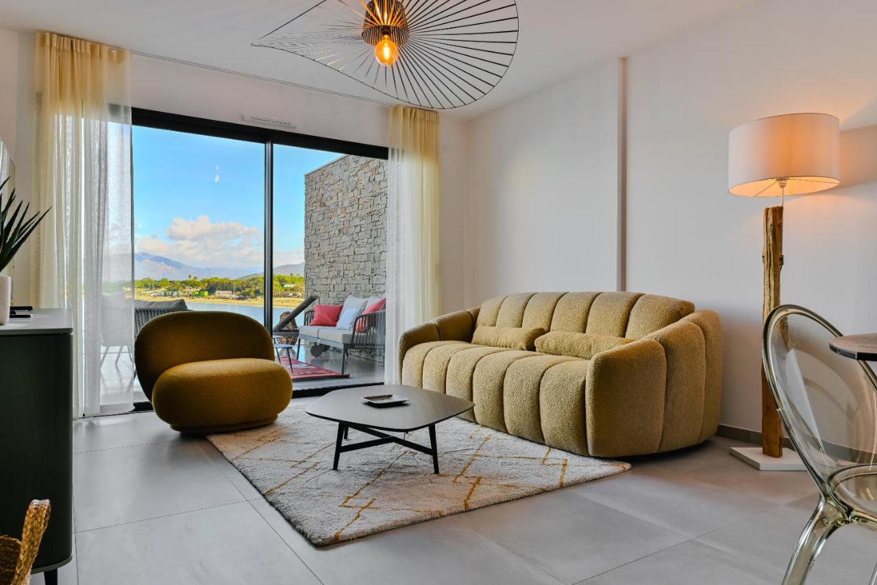 T2 LUXE Pieds dans l'eau Porticcio - Chambres d’hôtes Grosseto-Prugna