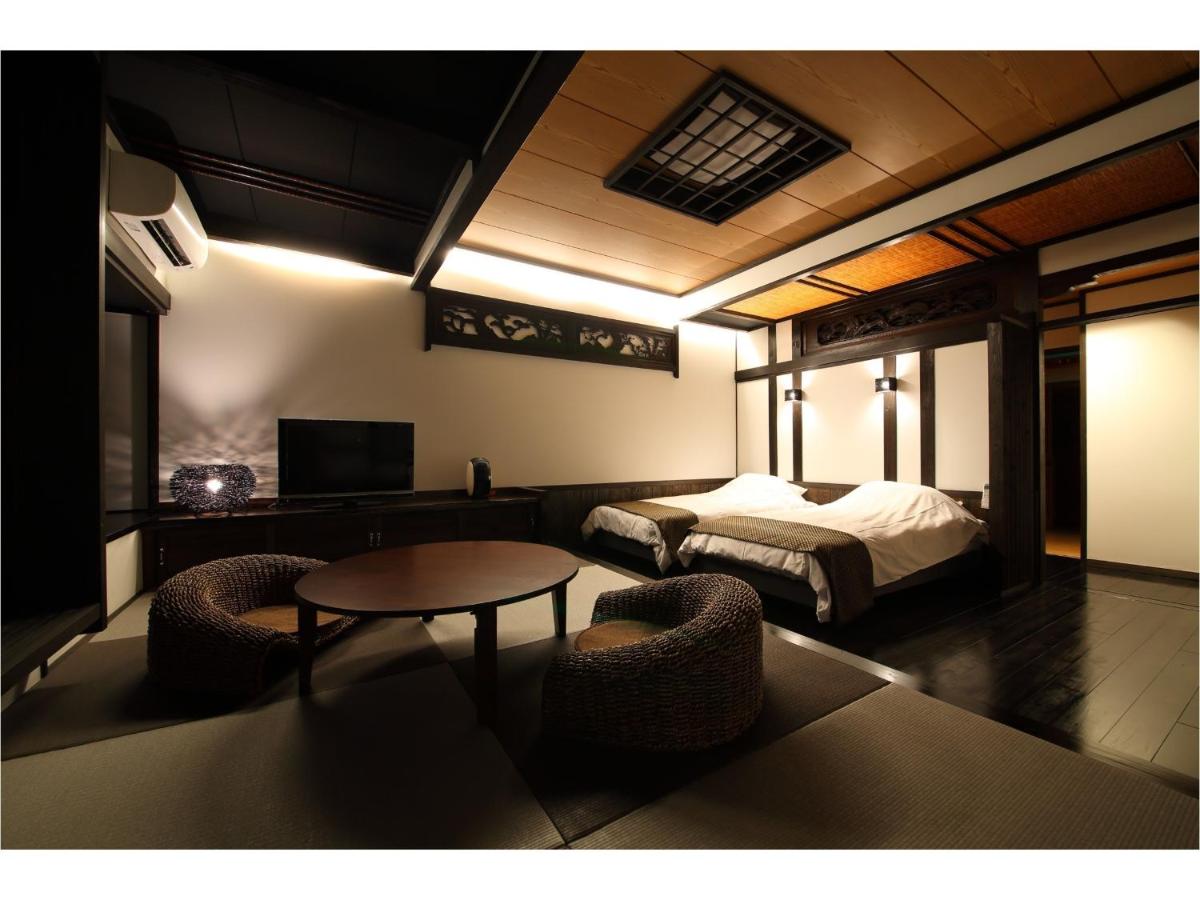 Triple Room with Garden View