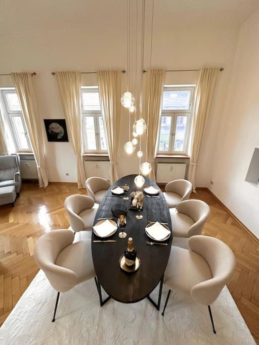 Stilvolle Wohnung in Bestlage - Ferienwohnung