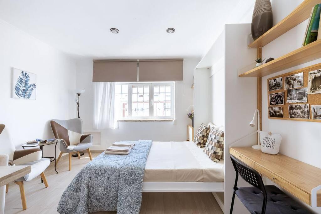 Like-Home - Studio-Sea view, beach - B&B Paço de Arcos