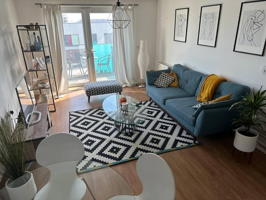 B&B Barking - Beautiful East London Flat - Bed and Breakfast Barking