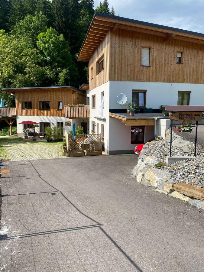 Ferienhaus Karlchen - B&B