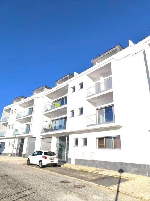 Full Nathur II Ericeira - B&B