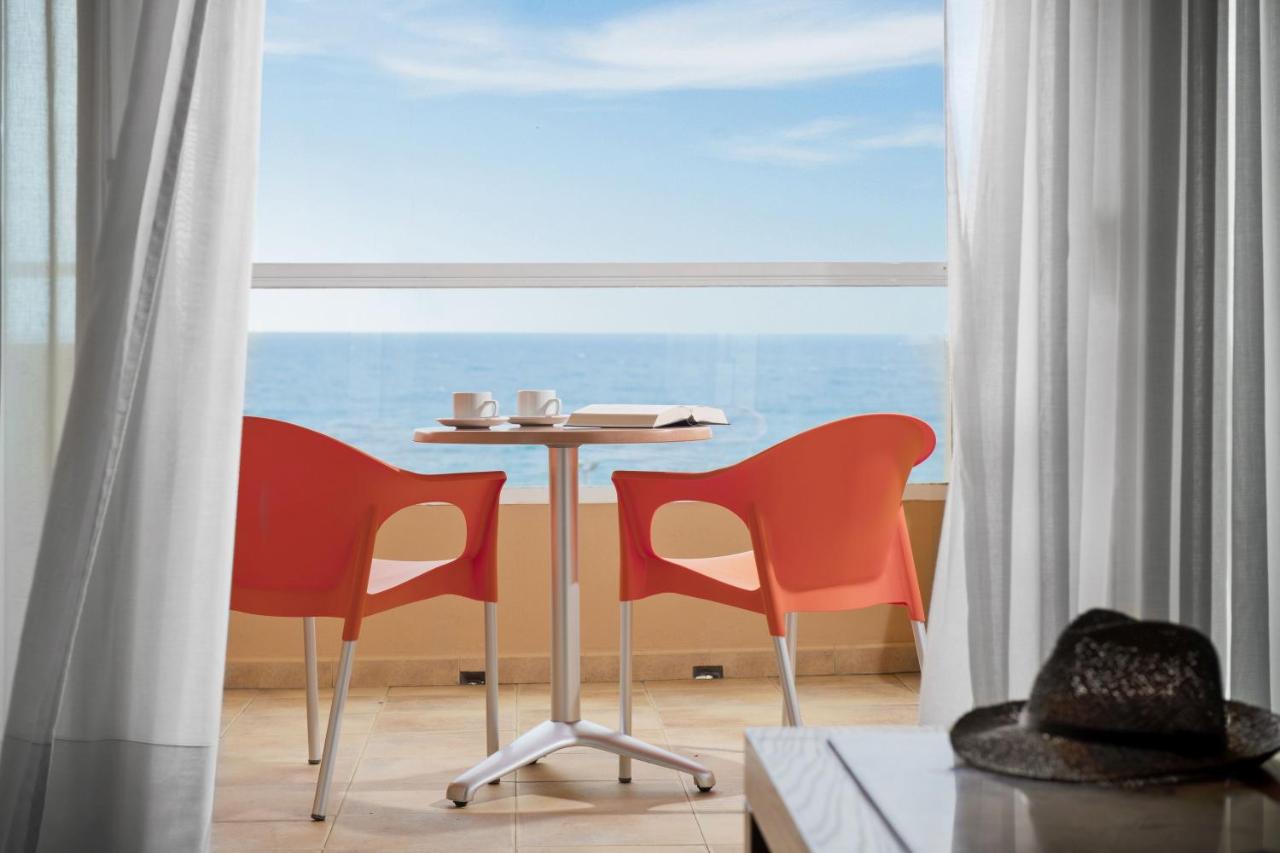 Elba Carlota Beach & Convention Resort