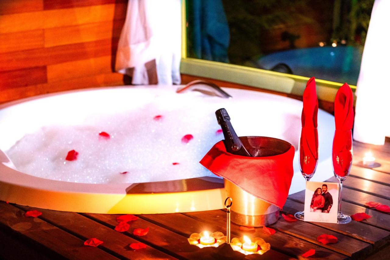 Superior Chalet with Spa Bath
