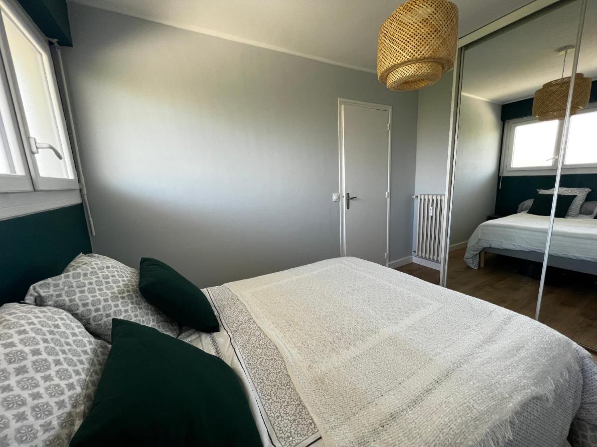 B&B Lorient - New : T2 refais à neuf avec parking ! - Bed and Breakfast Lorient