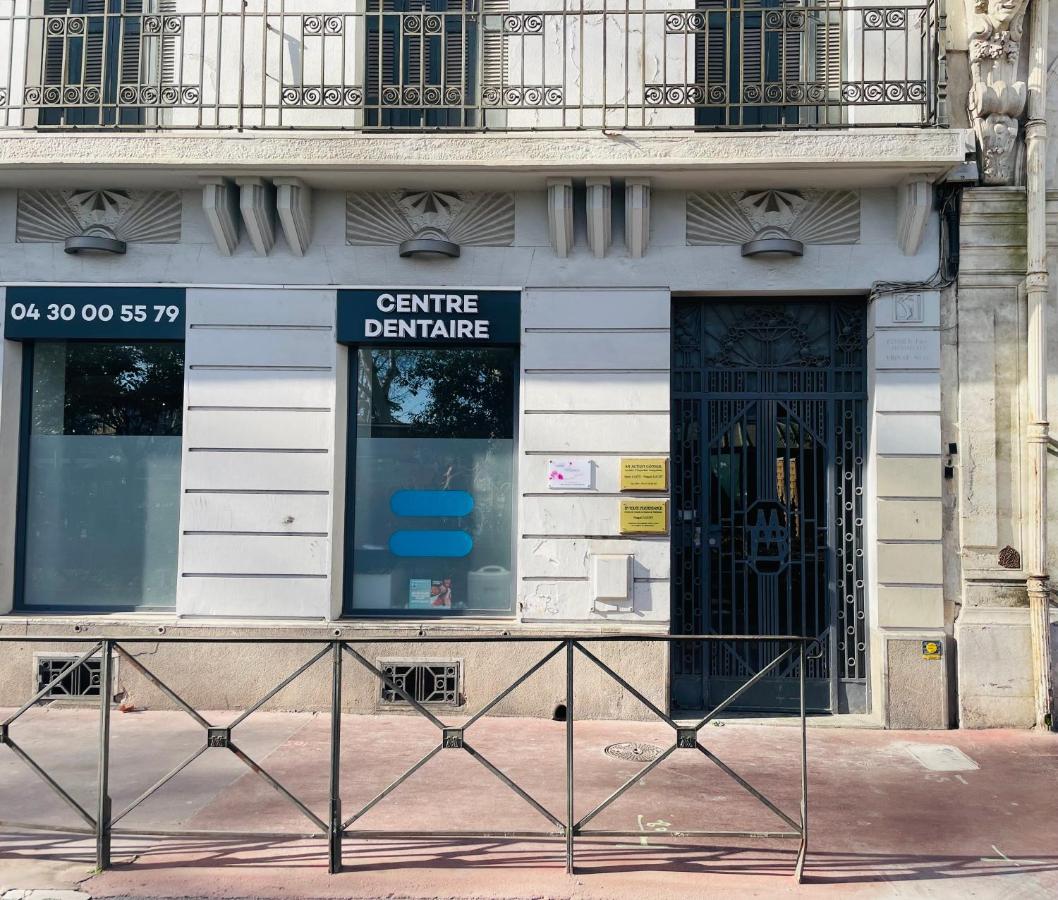 Loft climatisé de 120m2 Centre-Ville à côté de la Comédie Grande ou Petite Terrasse selon les mois - Chambres d'hôtes Montpellier