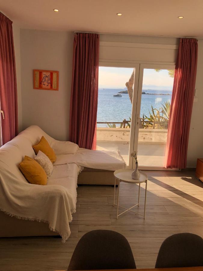 B&B Roses - Veuràs el Mar - Almadrava Beach House - Bed and Breakfast Roses