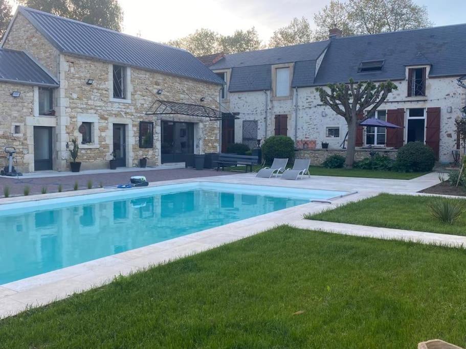 Maison familiale avec piscine - B&B