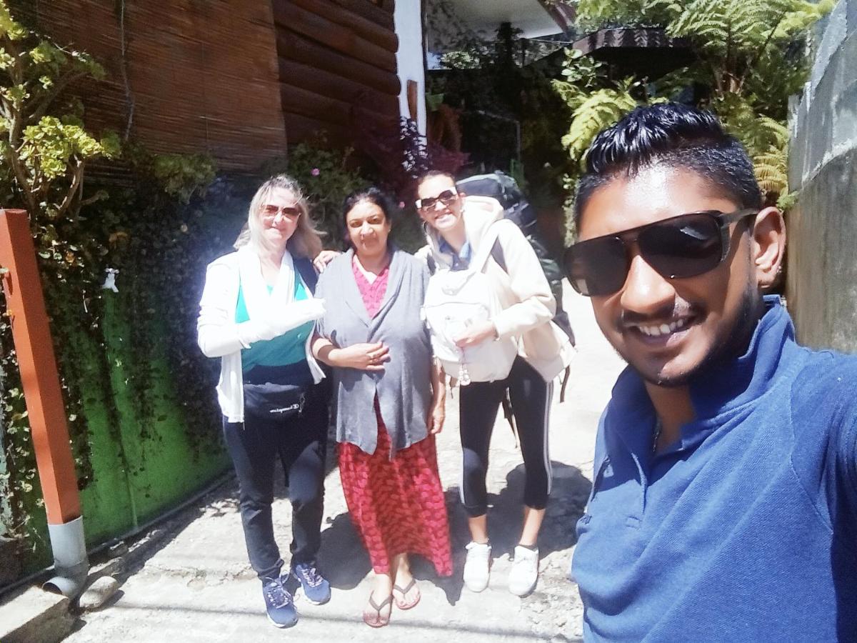 Deluxe Double Room (2 Adults + 1 Child)