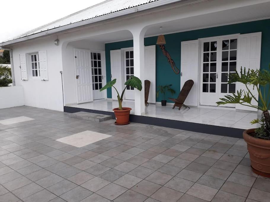 Villa l'îlot du sud avec piscine - Ferienwohnung