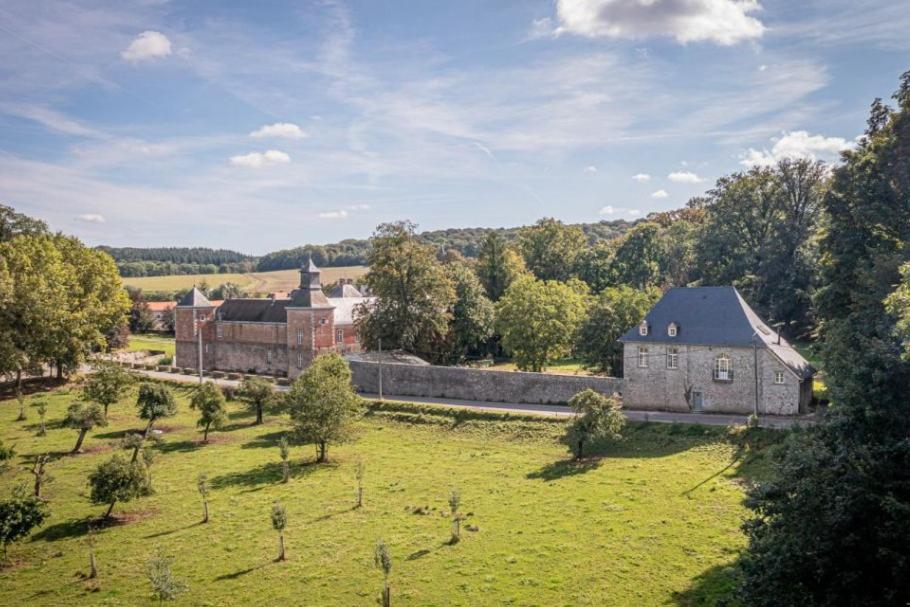 Domaine du Château de Haltinne-Maison du Jardinier - B&B Gesves