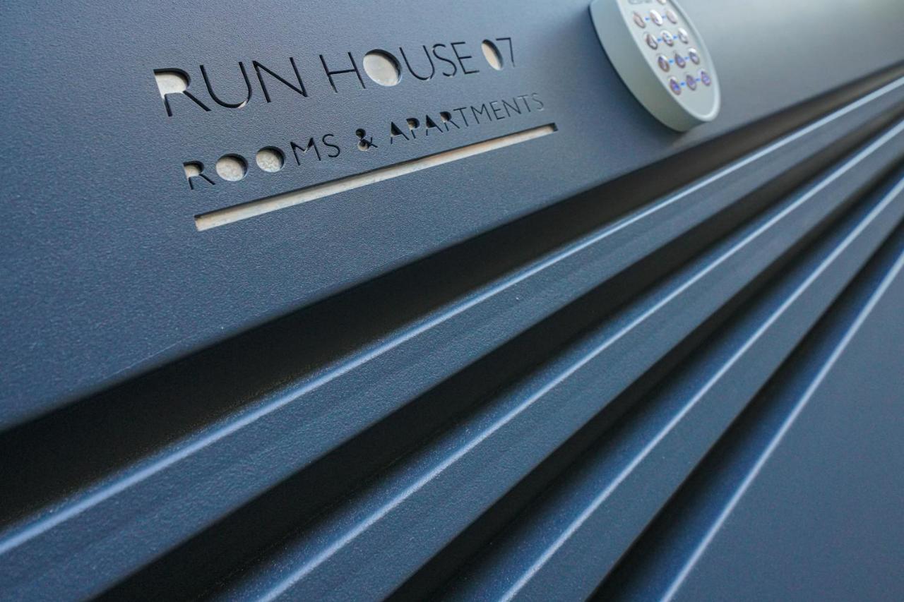 Run House 07 Rooms & Apartments - B&B Cassano delle Murge