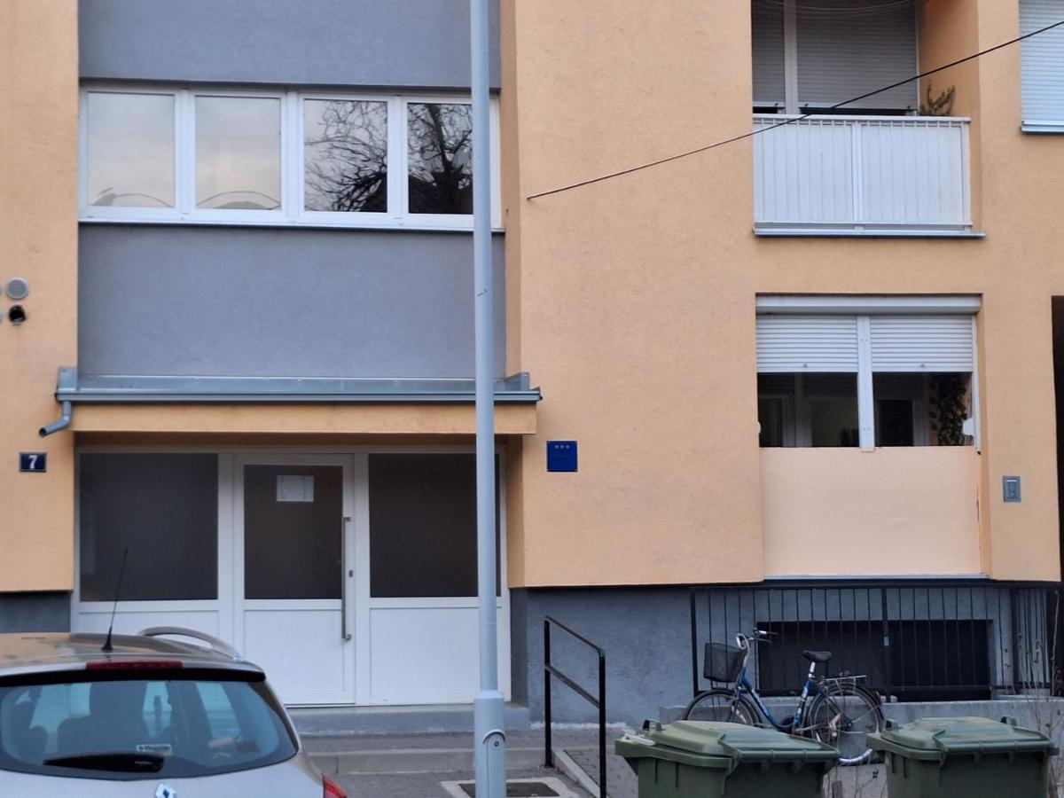 Apartman Arija - Self Check In - B&B
