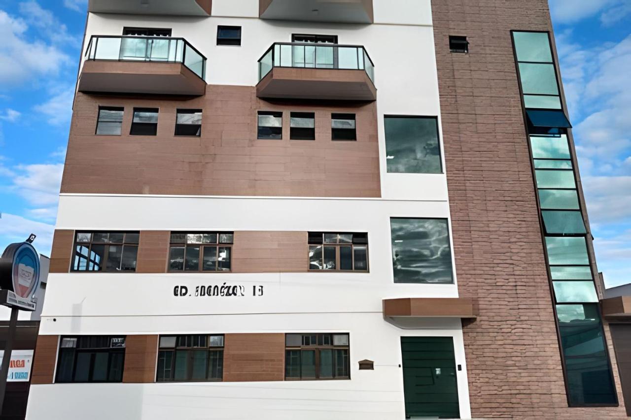 Apartamento em São Pedro Prédio novo 401 - Ferienwohnung Juiz de Fora