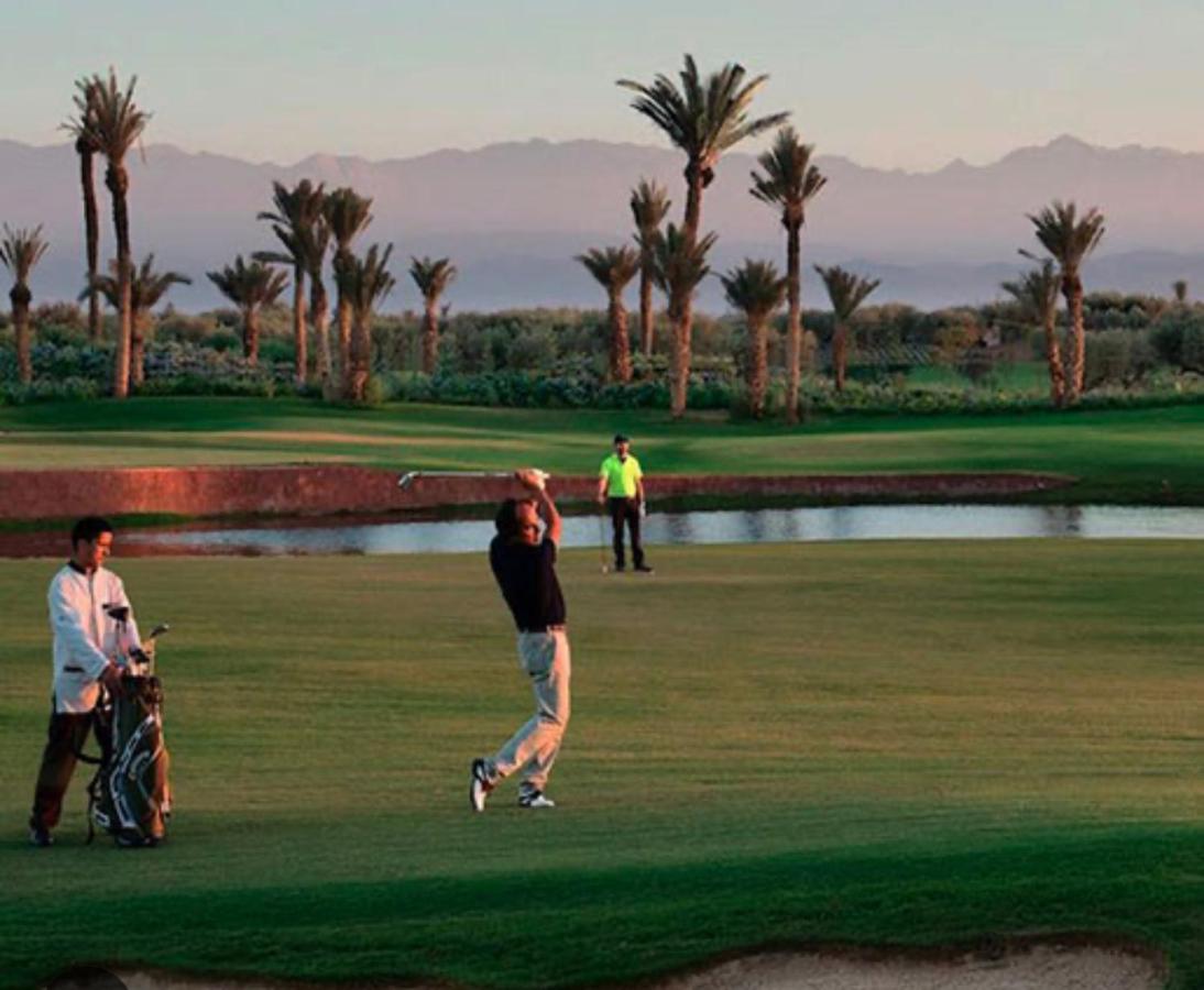 Mini Villa Prestigia Golf Face Piscine Ideale en Famille - B&B Marrakesh