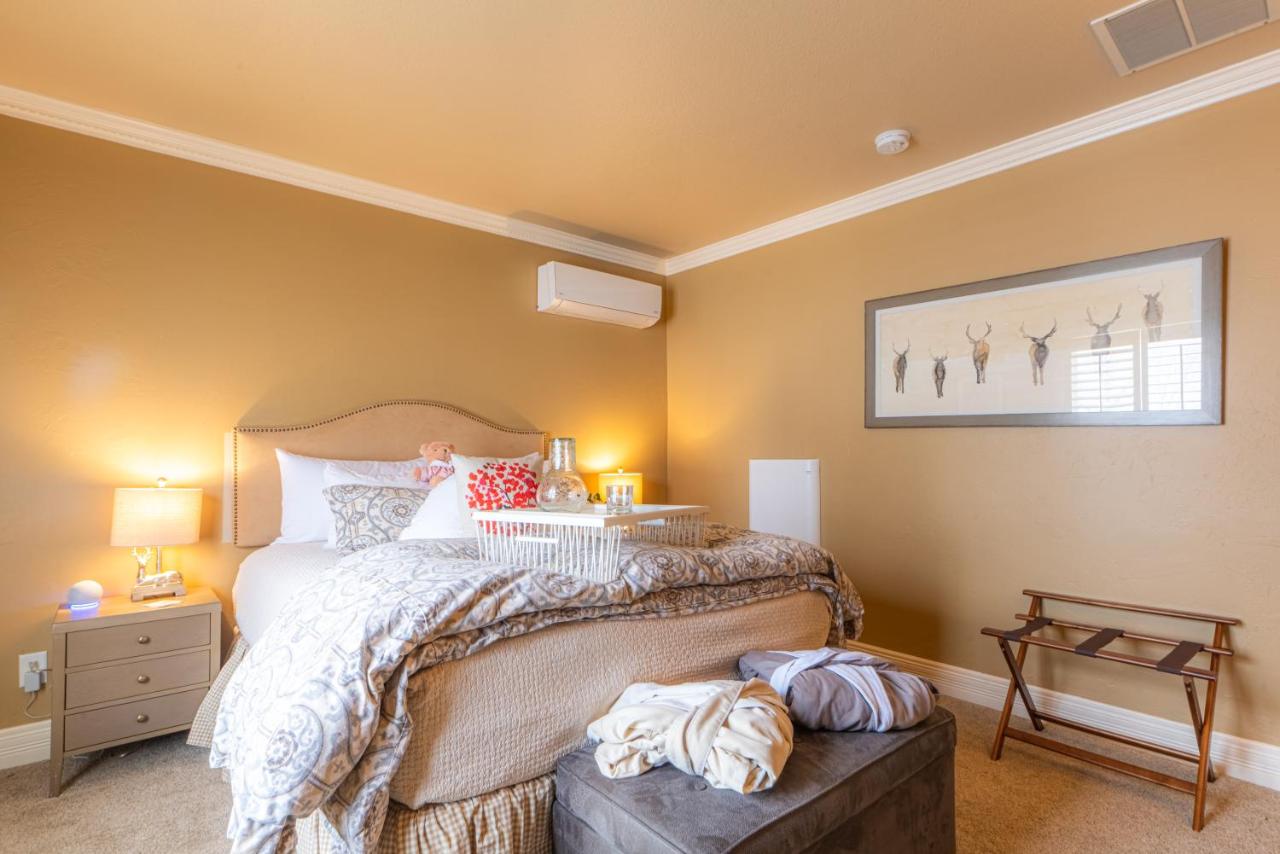 Habitación con cama grande 