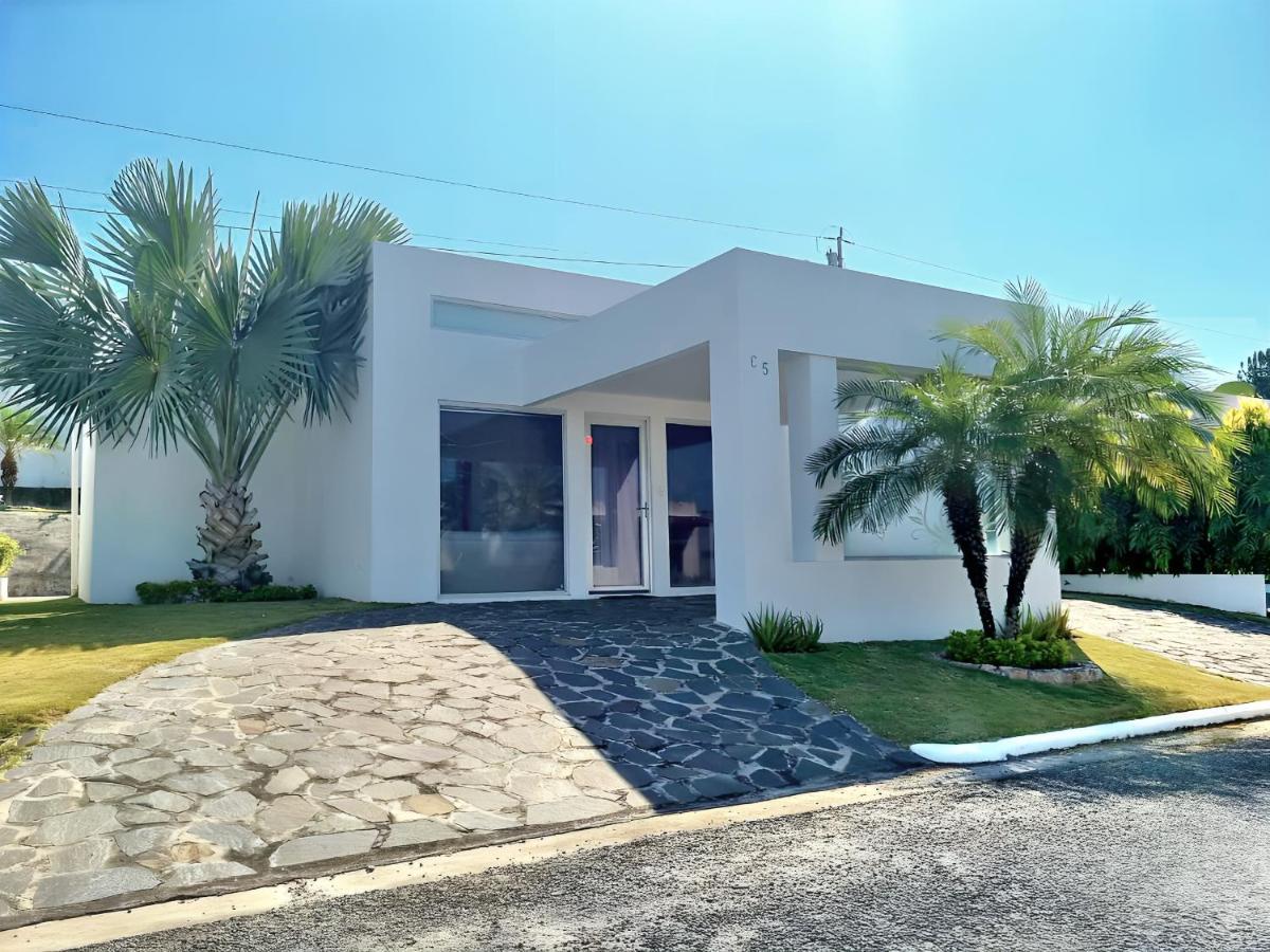 Beach villa with cozy terrace - Ferienwohnung