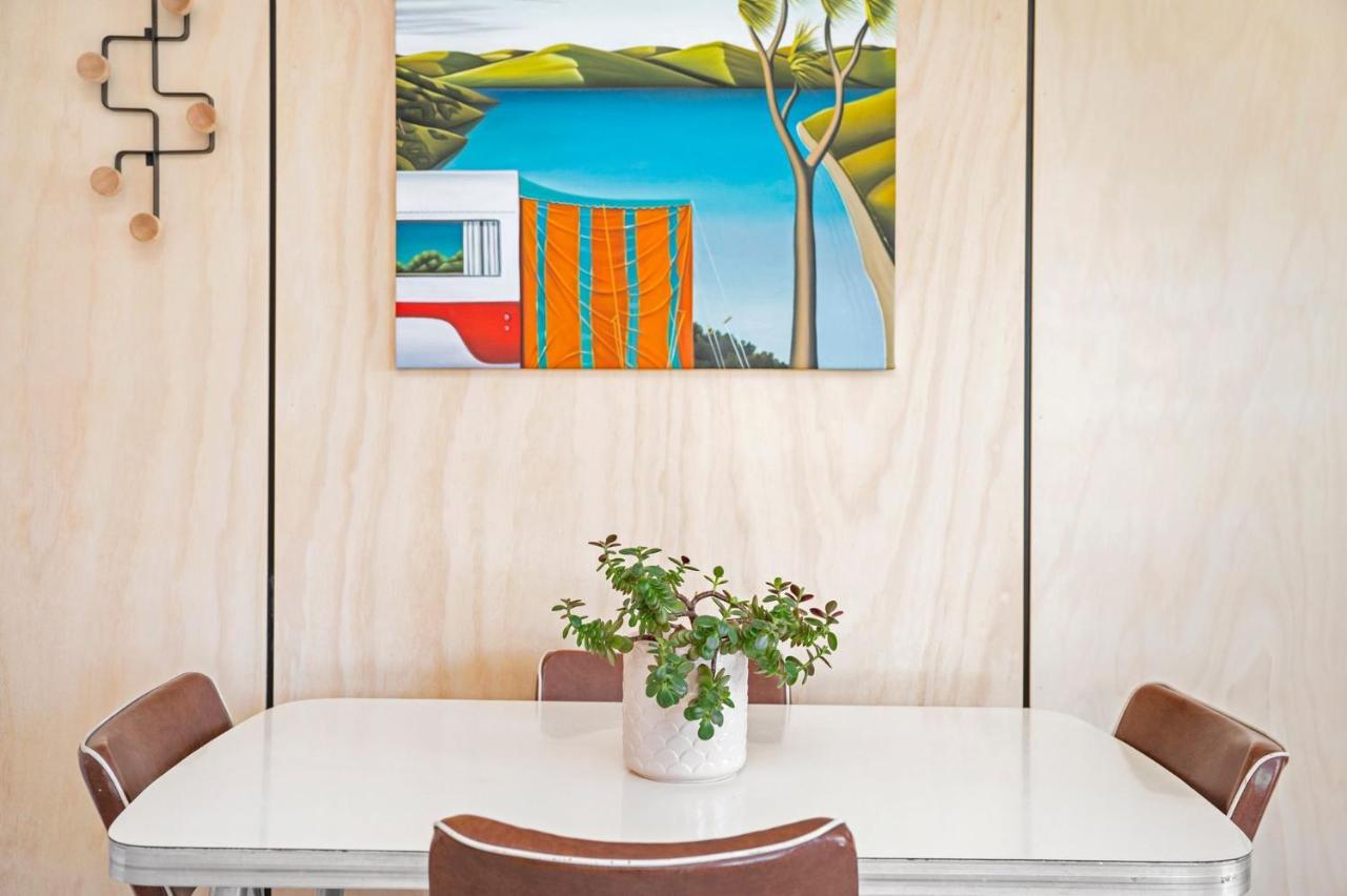 Lou's Tiki Pad - B&B Gold Coast