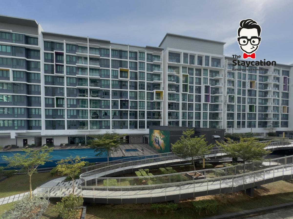 Vivacity Jazz Suites by Staycation Homestay - B&B