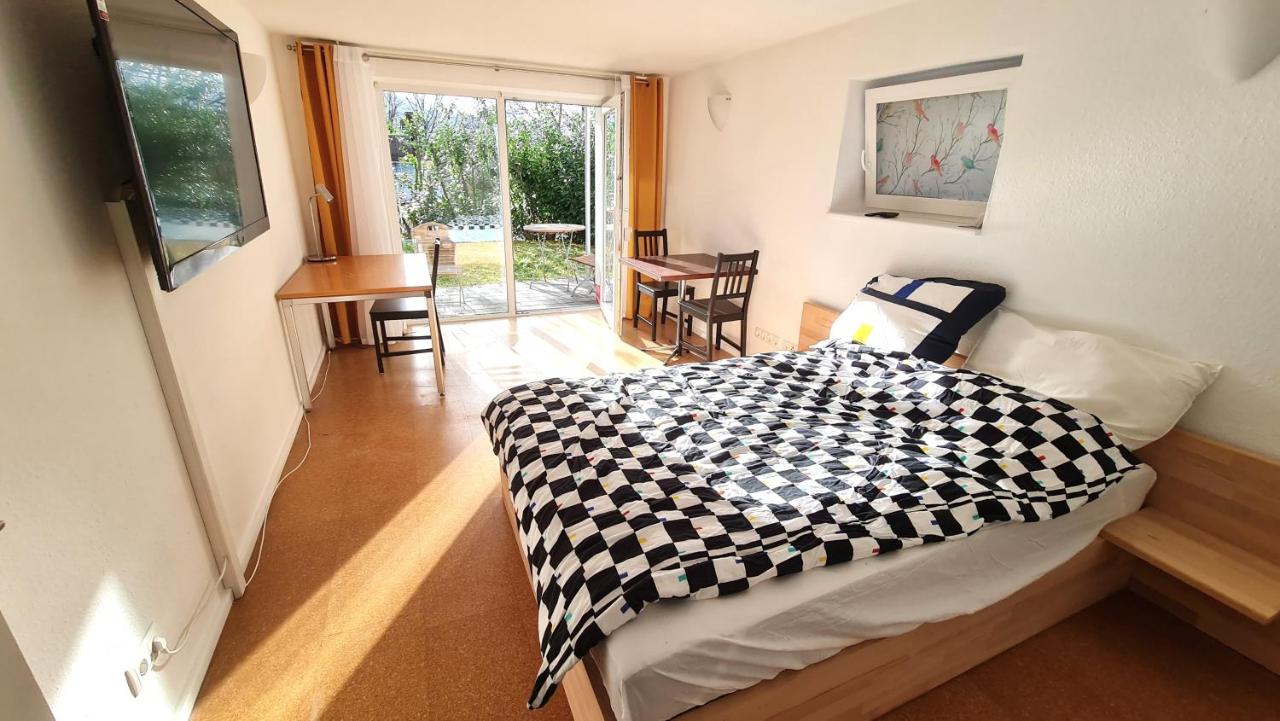 B&B Siegen - Zentral, ruhig ggü. Uni (ENC), 5min zum Bahnhof und zur Autobahn - Bed and Breakfast Siegen